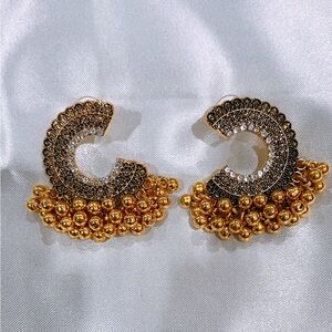Elegant C-shape Gold Oxidized Women's Earrings